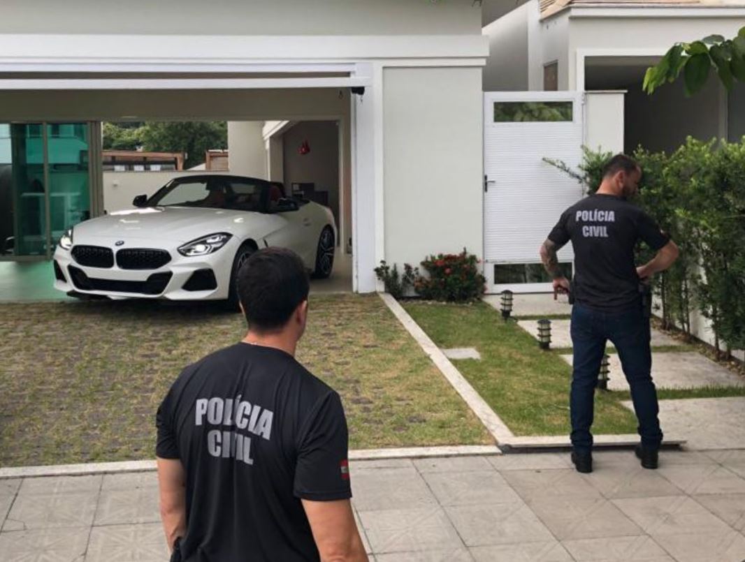 Criminoso Que Ostentava Vida De Luxo E Queimava Notas De R10000 é Preso Pela Deic Portal Visse 7198